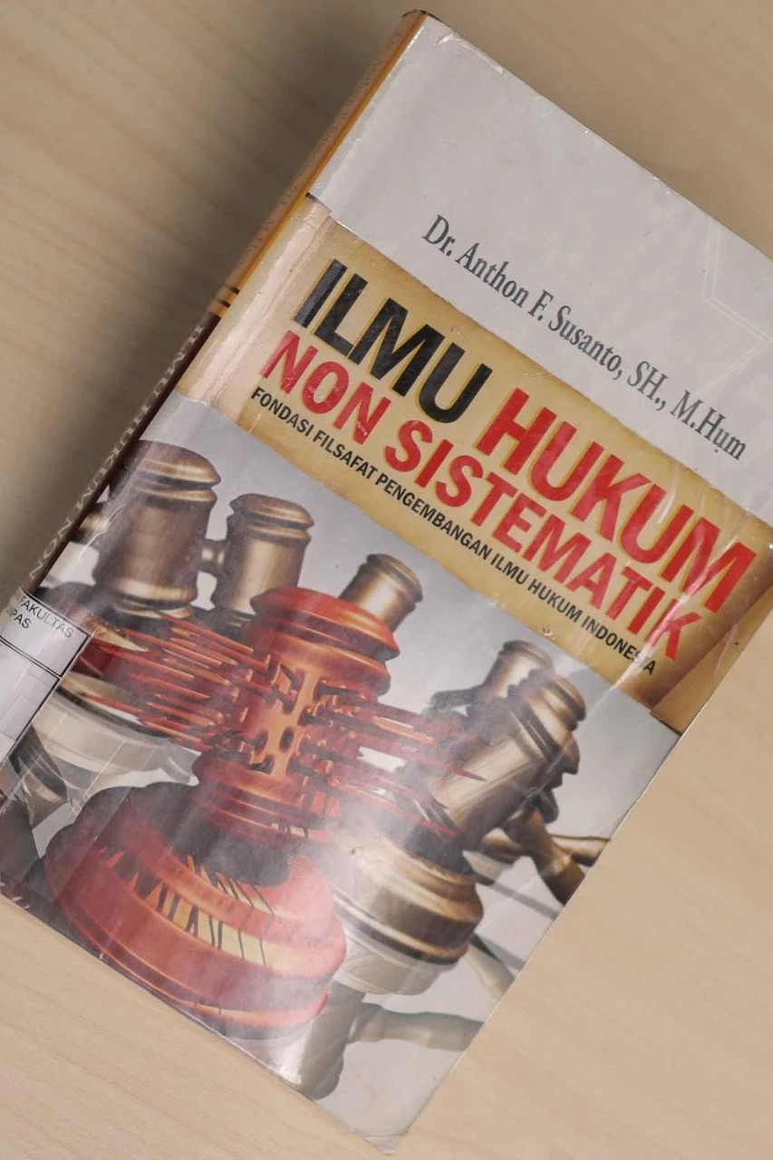 Sampul Ilmu Hukum Non Sistematik